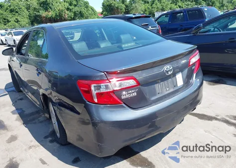 2012 Toyota Camry Se z USA, uszkodzony, nr VIN 4T1BF1FK3CU149274